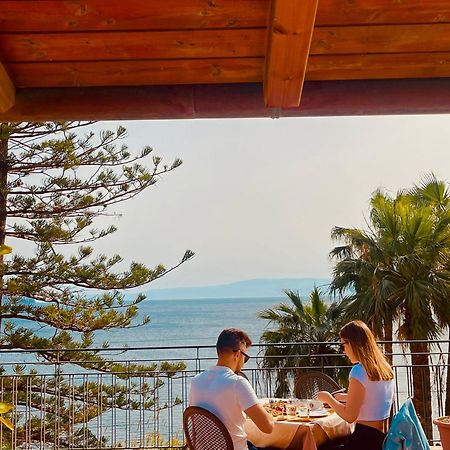 Hotel Baia Delle Sirene Taormina Exterior photo