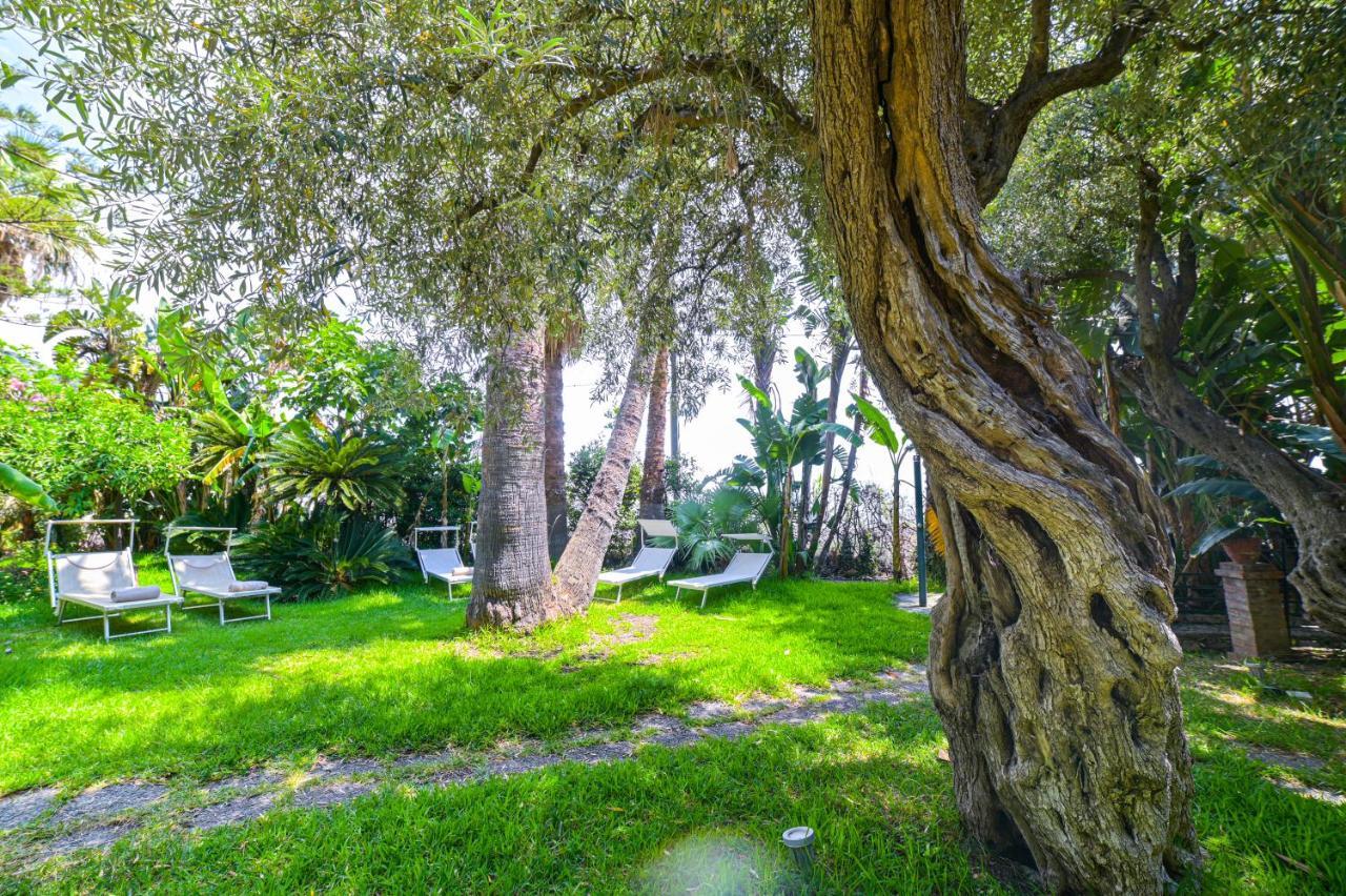 Hotel Baia Delle Sirene Taormina Exterior photo